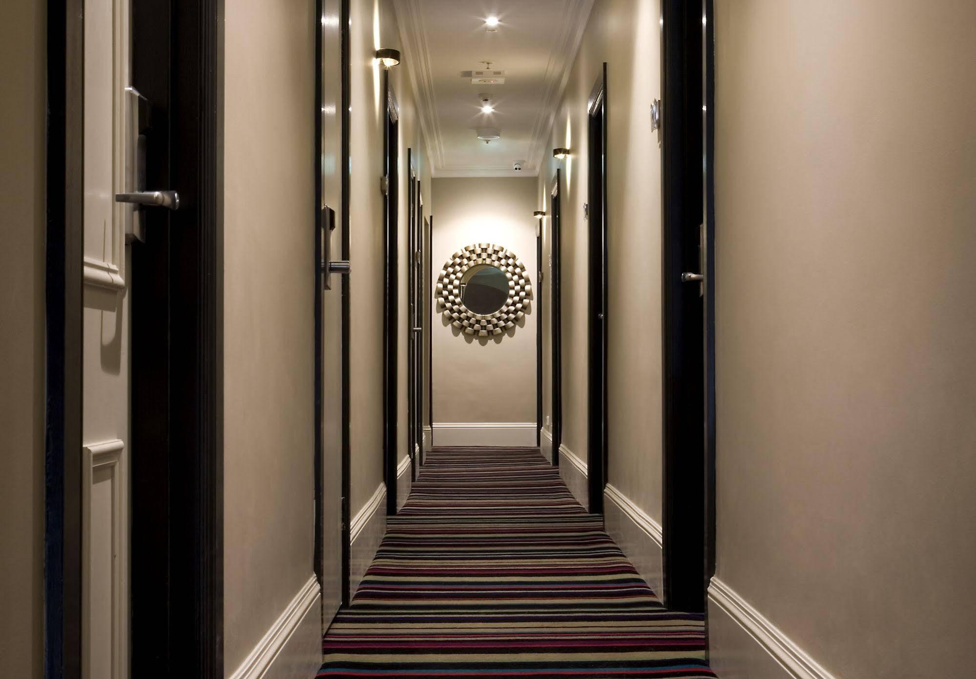 Hotel Challis Potts Point Сідней Екстер'єр фото